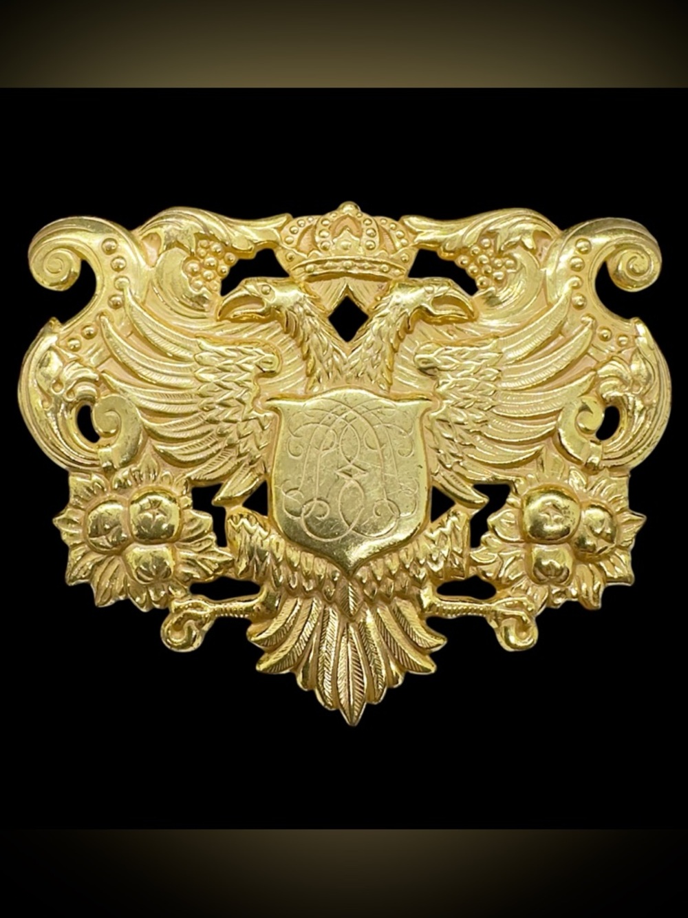 Vintage Mariam Haskell Gold Tone Coat Of Arms / Crest Brooch